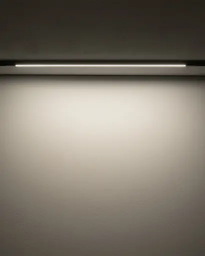 Магнитный трековый светильник Nowodvorski 11717 NANO-LVM Line LED 1x6W 3000K 100Lm IP20 черный - фото 2