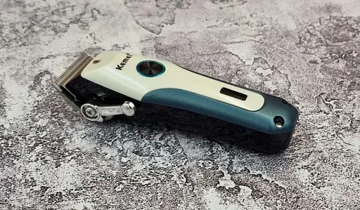 Компактная аккумуляторная машинка для стрижки Kemei KM-2621 - фото 2