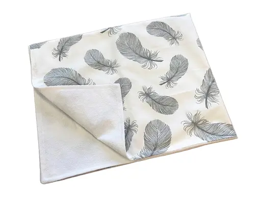 Непромокаемая пеленка Moontime "Перья" - фото 1