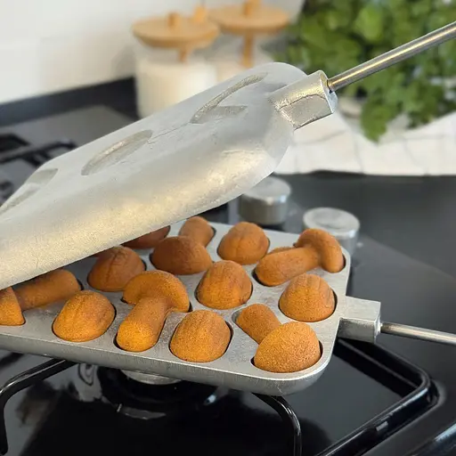 Форма алюмінієва для випікання печива на плиті горішниця "Лісові частування: горішки та грибочки", Ласунка Сірий 86564 - фото 1