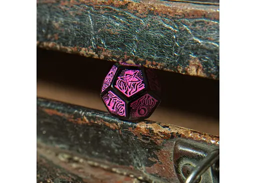 Набір кубиків Call of Cthulhu 7th Edition Black & magenta Dice Set , 7 шт. (SCTR3P) - фото 4