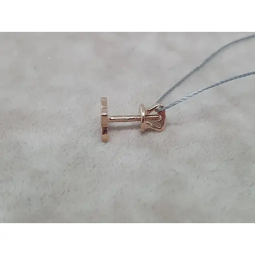 Золотая моносерьга-пуссета Ювелирное производство А. Долина с эмалью. 220932/1 - фото 3