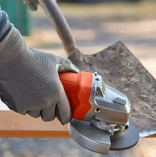 Шлифмашина угловая - болгарка сетевая Black&Decker BEG120 - фото 6