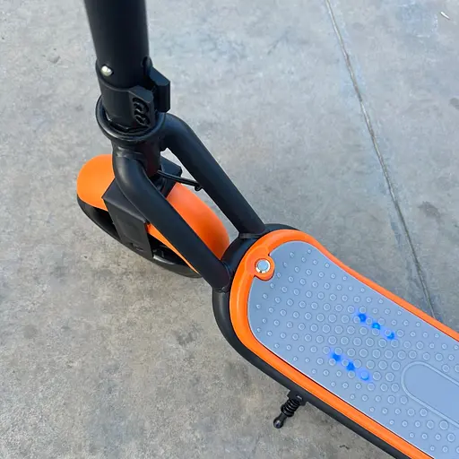 Электросамокат GIANT Kids ES1 4.4Ah Оранжевый, с LED подсветкой деки и колес - фото 5