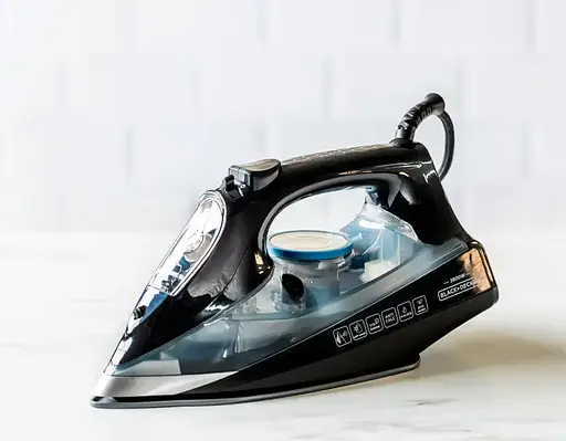 Утюг Black&Decker BXIR2805E - фото 3