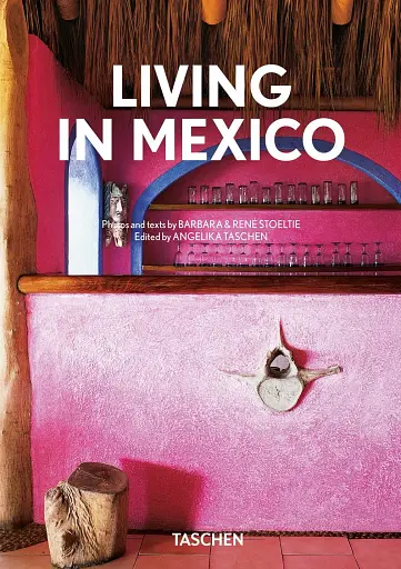 Living in Mexico. 40th Edition