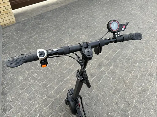 Электросамокат KUGOO M4 PRO 48V 1000W (усиленный аккумулятор 18Ah) с сиденьем 2025 года - фото 6