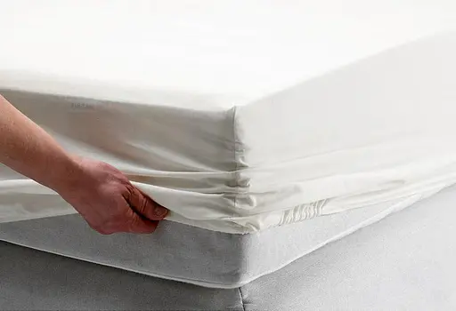 Полуторне простирадло біле на гумці 90х200х20 см