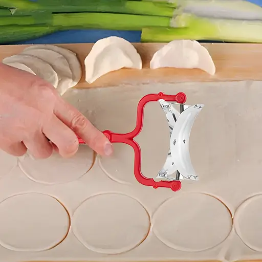 Ролик кулинарный нож для нарезки теста кругами для вареников, пельменей, печенья 15 см Красный 84354 - фото 4