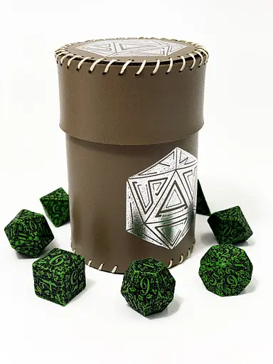 Настільна гра Планета Ігор Чаша для кубиків D20 (коричнева) (Dice cup D20 brown) (pi-dc005) - фото 4