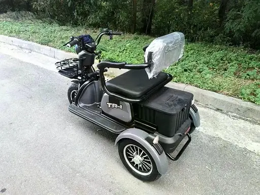 Електроскутер Триколісний Crosser TR1 (600W, 72V, 20Ah) Сірий - фото 5
