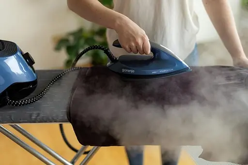 Gorenje Утюг-парогенератор, 3000Вт, 1500мл, паровой удар -160гр, дисплей, керам. подошва, синий - фото 4