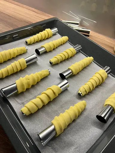 Кондитерські конуси для випічки трубочок «Каннолі» 120 мм (10 штук), Master Class 82000 - фото 9