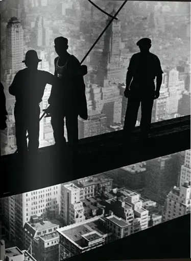 Lewis W. Hine. America at Work - фото 10