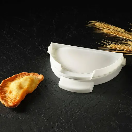 Пластикова форма для ліплення чебуреків та пиріжків (чебуречниця) діаметр 18 см, LY Білий 85104 - фото 7