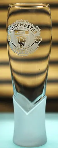 Пивний келих крафтовий 440 мл ФК Манчестер Юнайтед FC Manchester United з гравіюванням подарунок для фаната ФК  футбол - фото 3