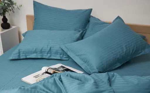 Набір наволочок Moon&Star Satin Stripe Stripe Green 60х60 см 2 шт - фото 3