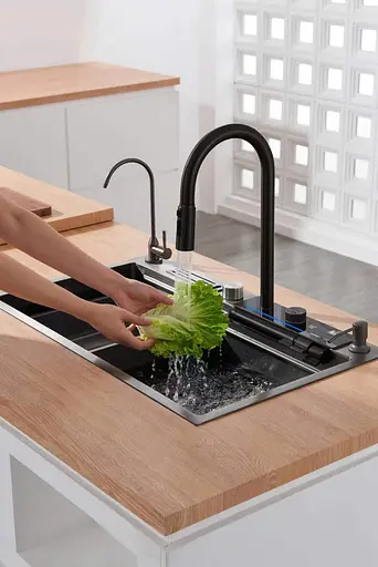 Cмеситель для кухни с водопадом и выдвижной лейкой нержавеющий черный Nett OB-38 - фото 5