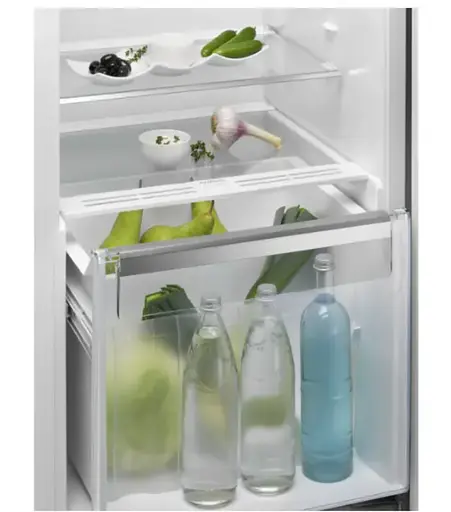 Вбудований холодильник Electrolux IK 3026 SAL холодильна камера 177.2 см - фото 4