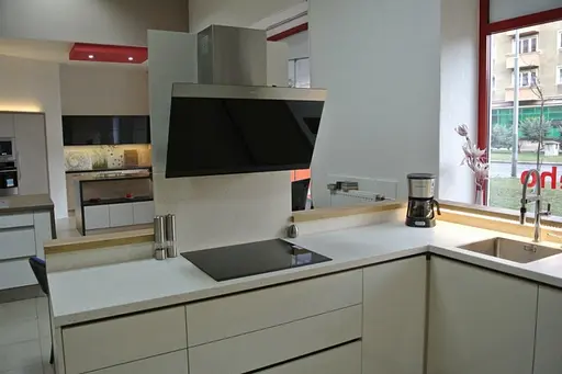 Вытяжка Faber наклонная 80 см 1169 м3ч Daisy + Bk A80 черная - фото 2