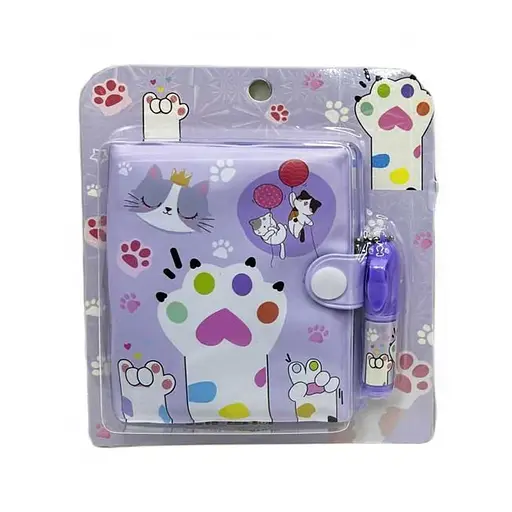 Блокнот на кнопке ПВХ с ручкой-брелоком Лапка, 8x10 см, 45 листов (в ассортименте)