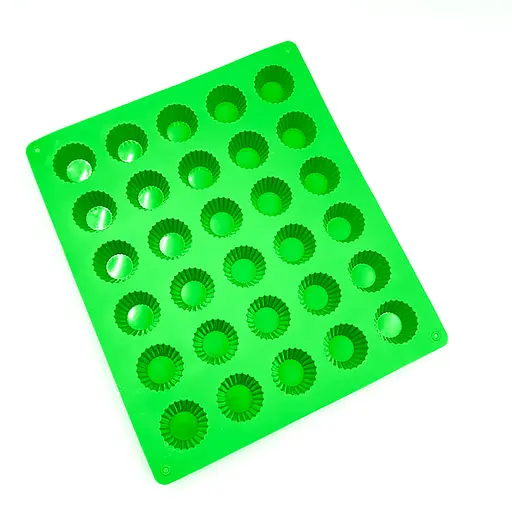 Силиконовая форма на планшете для конфет, шоколада, мини тортиков, желе, выпечки кексов и мини-маффинов, 30 ячеек Зелёный 88125 - фото 3