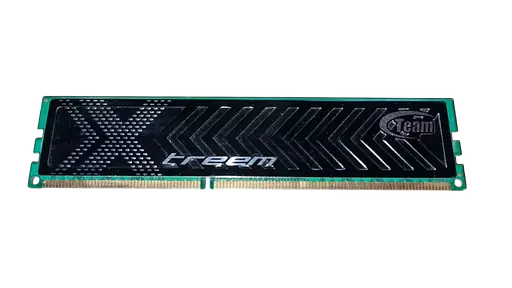 Оперативная память Team 2GB DDR3 1600MHz (TXD32048M1600HC8-D) Б/У
