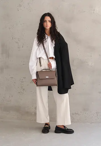 Жіноча шкіряна сумка Classic темно-бежева - фото 5