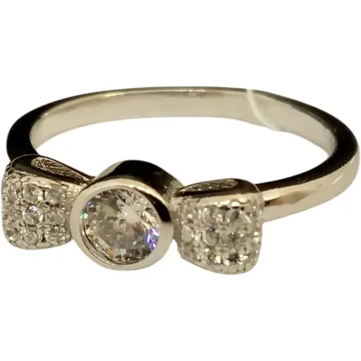 Серебряное кольцо Подиум Бантик с фианитами. GR4032