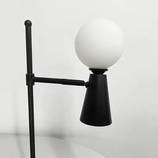 Чорна лампа з білим плафоном на два джерела світла | Арт. YG 8006-2T BK | Line F - фото 5