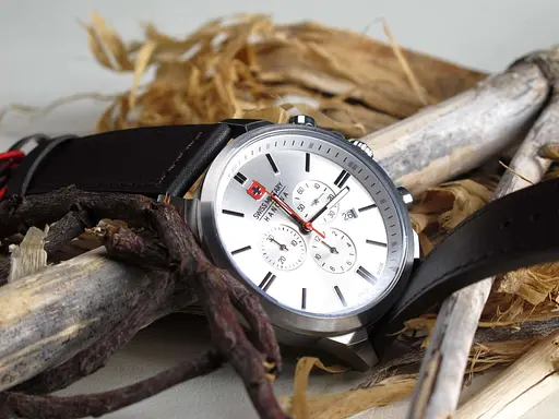 Часы Swiss Military-Hanowa Chrono Classic II 06-4332.04.001 - фото 3