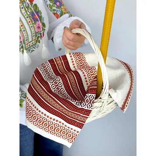Комплект Великодній кошик Буковина маленька з лляним рушником 45х30 см Промінь червоний та свічкою