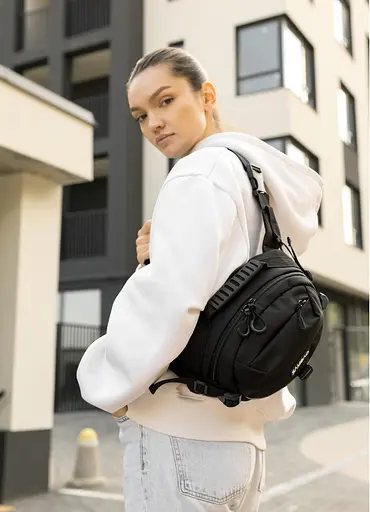 Женская сумка через плечо бананка Sambag Flex Pro черная 30×17×15 см (85451065) - фото 2