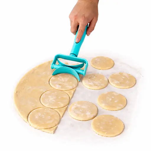 Ролик кулінарний ніж для вирізування з тіста кругів для вареників, пельменів, печива 17.5 см Бірюзовий 88294 - фото 2