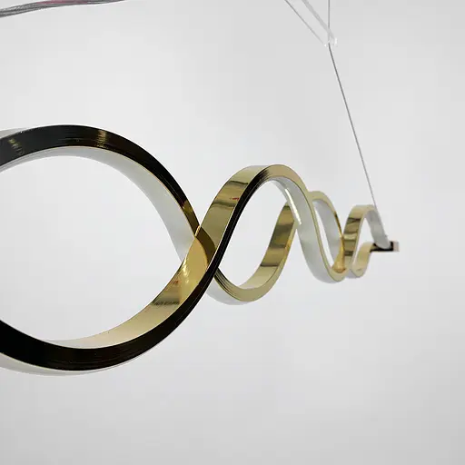 Сучасна золота люстра Waterlines у двох розмірах Line.F Довжина 120 см - фото 6