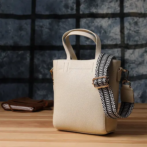 Сумка для женщин Vintage из натуральной кожи с трапециевидным кроем Vintage 16х19х9 см sum0027583 - фото 10