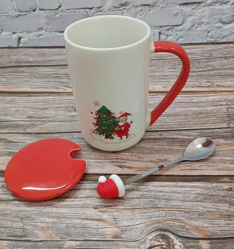 Кружка новогодняя Olens 8030-293 Рождественское утешение с крышкой и ложкой керамика 430мл Белая - фото 3