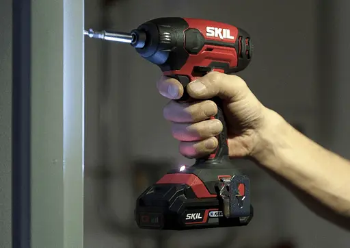 Ударный винтоверт Skil 3210 CA 20В до 2500 об/мин 140 Нм 0.9 кг без АКБ и ЗП - фото 4