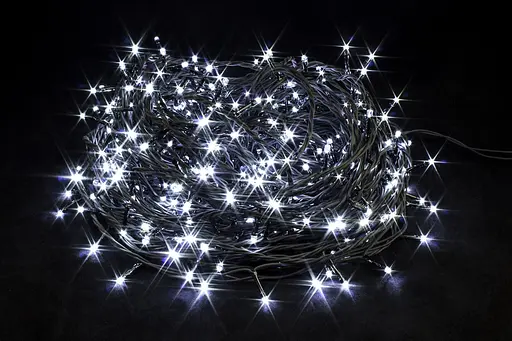 Новорічна гірлянда вулична на ялинку нитка 40 метрів Холодне світло 400 LED від мережі чорний ПВХ провід Laplandia (w.01.6B.400.F+)