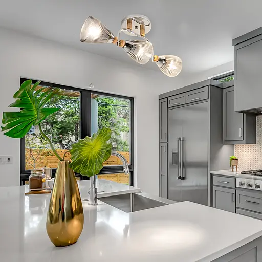 Потолочная люстра Sirius Л 8084/3А на 3 плафона - фото 3