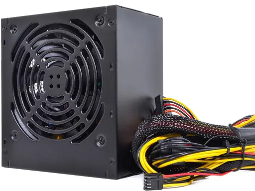 Блок живлення QUBE 650W 80+ Bronze QBC-GPM-650W-80B (QBC-GPM-650W-80B) - фото 1