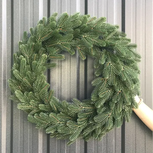 Вінки хвойні різдвяні Hvoya Traditional литі зелені 50 см 7 шт. - фото 7