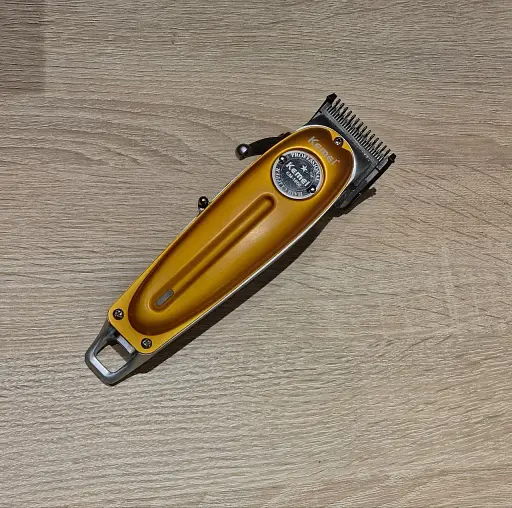 Металлическая профессиональная машинка Kemei KM-1956 - фото 3