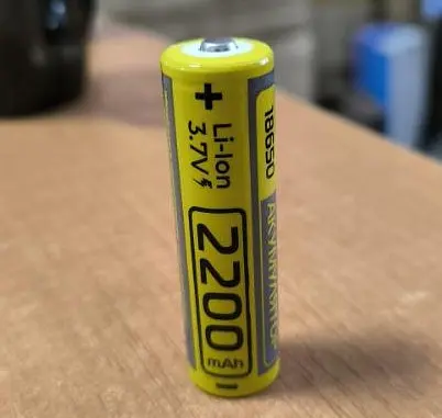 Аккумулятор Rablex 18650 2200mAh Li-ion 3.7V (Желтый) - фото 3