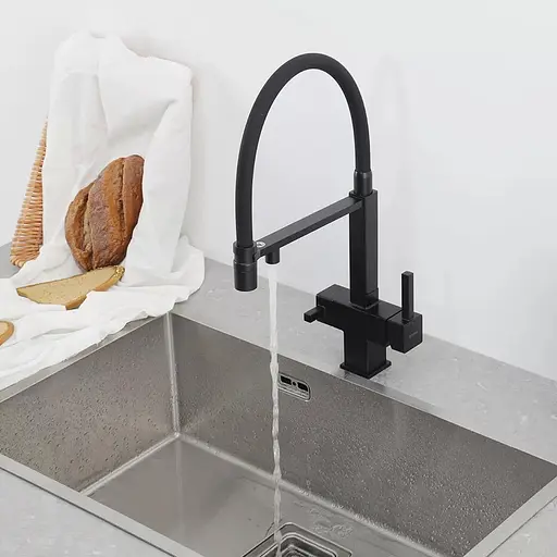 Смеситель для кухни под фильтр с гибким изливом черный матовый Frap G4395-56 Черный матовый - фото 4