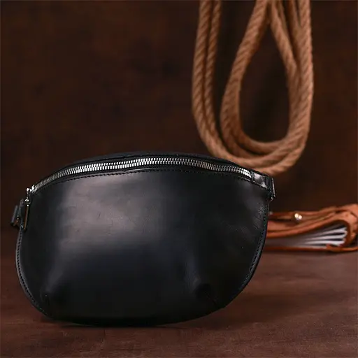 Кожаная женская бананка SHVIGEL 22х13,5х6 см 000200062 - фото 7