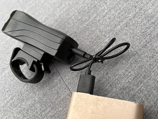 Фара велосипедная передняя аккумуляторная QH-3599 велофонарь с датчиком света USB - фото 8