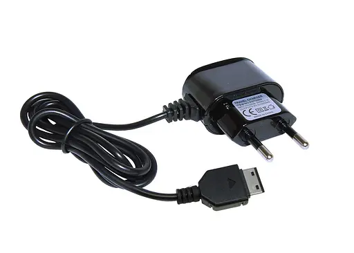 Мережевий заряд Grand D880 750mah - фото 1