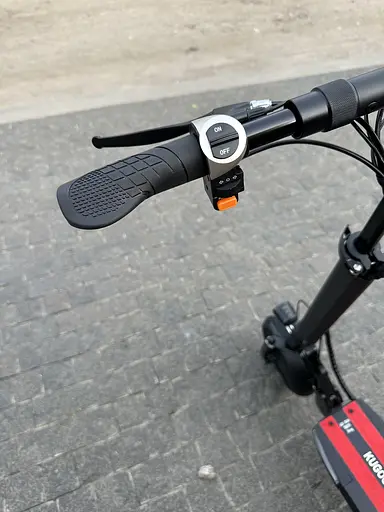 Электросамокат KUGOO M4 PRO 48V 1000W (усиленный аккумулятор 18Ah) с сиденьем 2025 года - фото 3