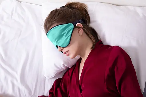 Маска для сну шовк "Чумацький Шлях" 3.1 з антиковзаючою резикою в Подарунковій упаковці Бірюзова (1162-02) - фото 10